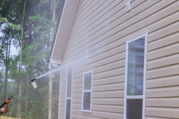 House Washing in Winchester