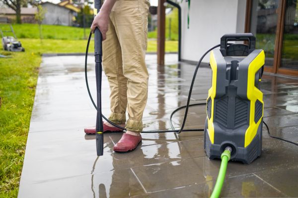 Porch Pressure Washing in Winchester