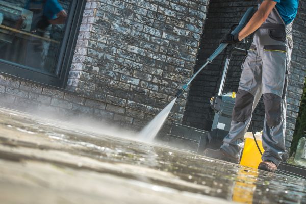 Storefront Pressure Washing in Winchester