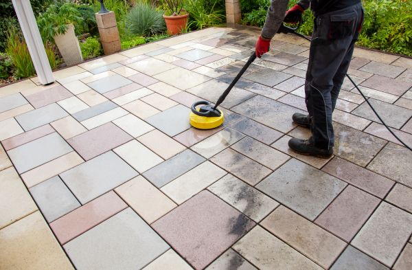 Patio Washing in Winchester