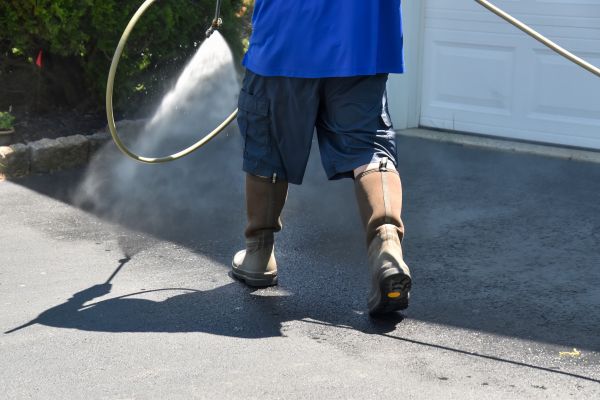 Asphalt Driveway Cleaning in Winchester