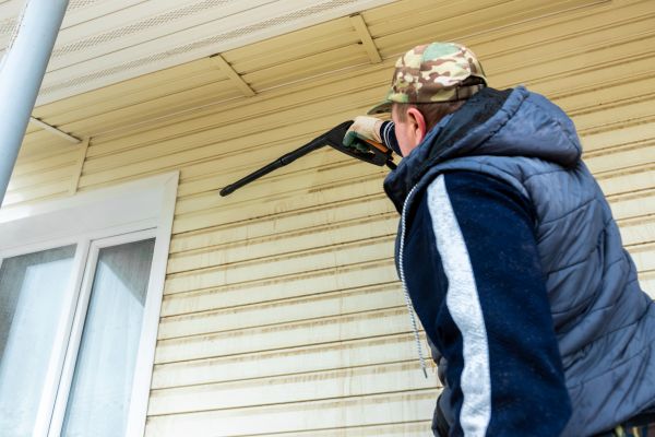 Vinyl Siding Pressure Cleaning in Winchester